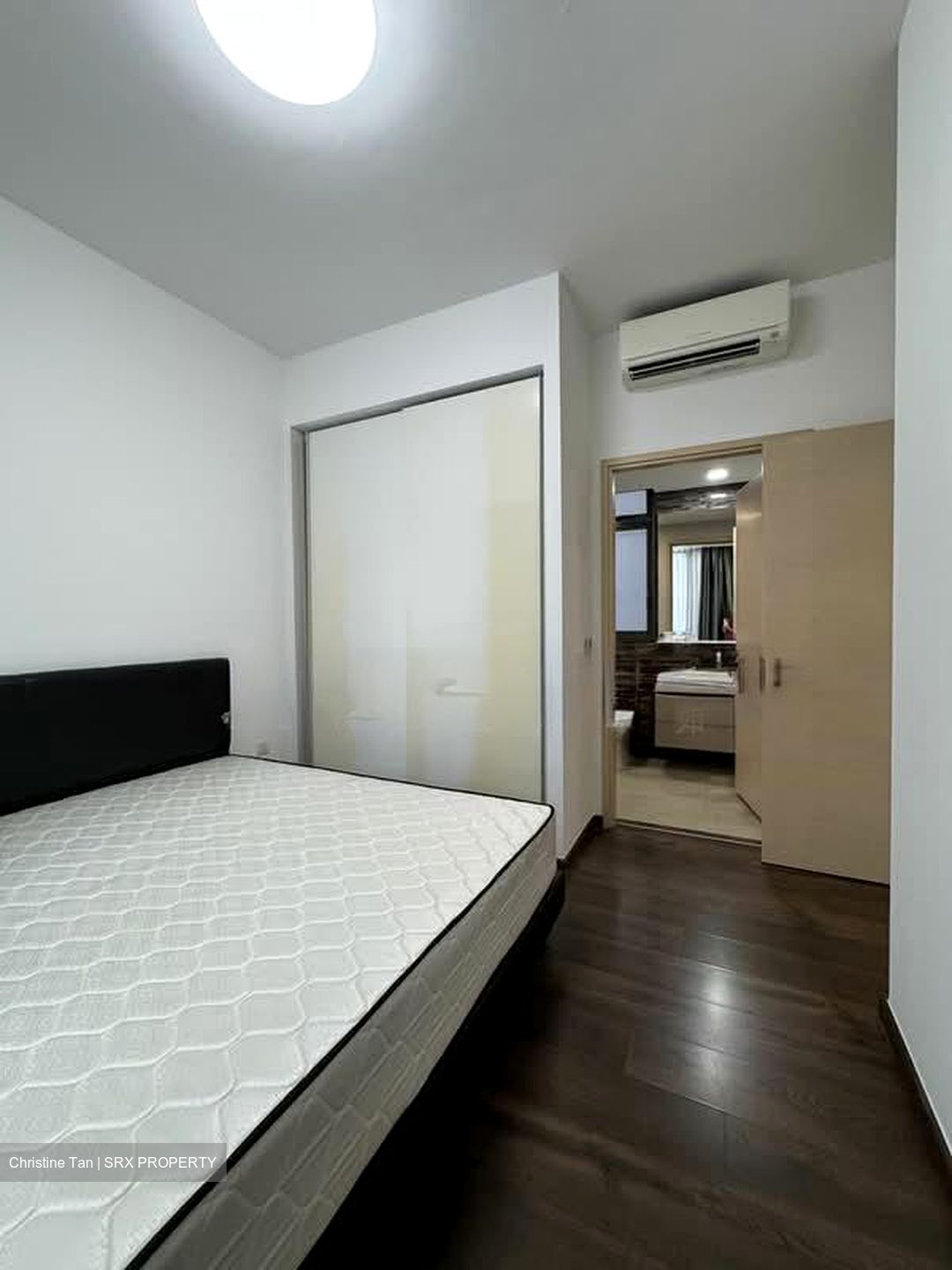 The Luxurie (D19), Condominium #579138771